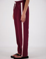 CassisTrousers_Plum_10_180x_008a9be3-7126-40ef-9653-0860ac33a7ac.avif