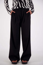 Jasmine Alexa Gigi Trouser in Black, front pleat, structured waistband, tailored fit