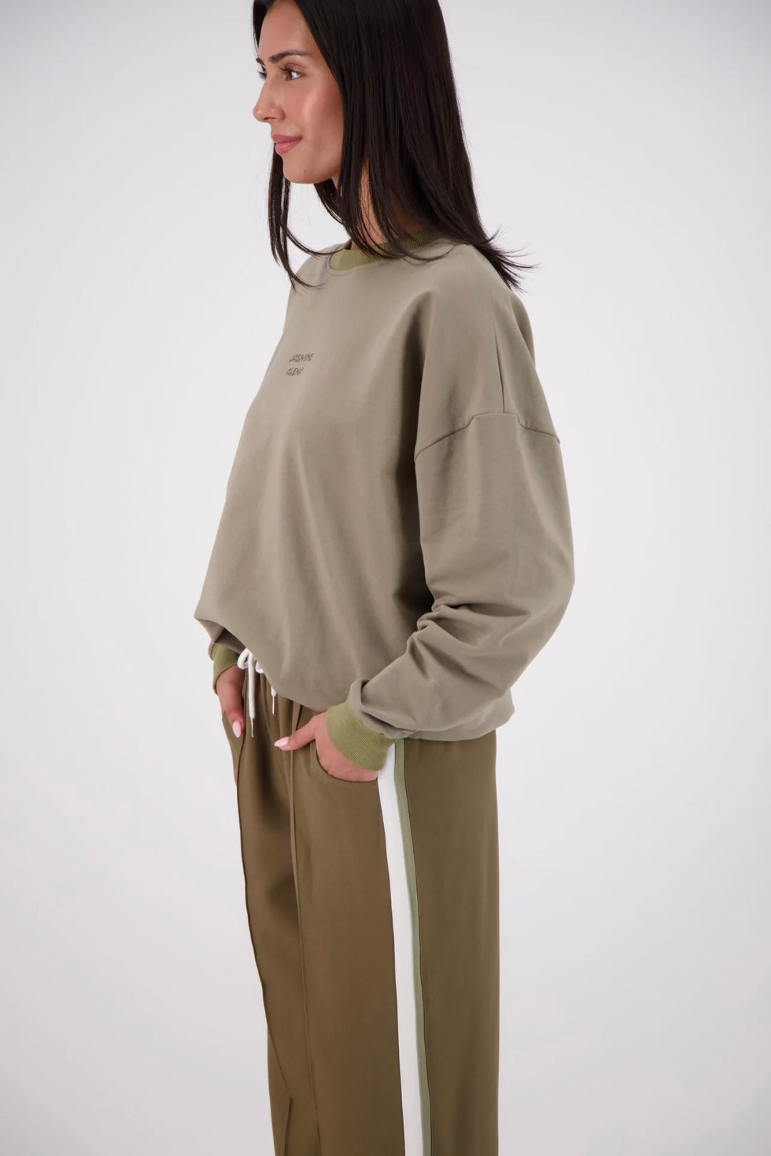 Jasmine Alexa Relaxed Crew Neck Sweatshirt - Olive