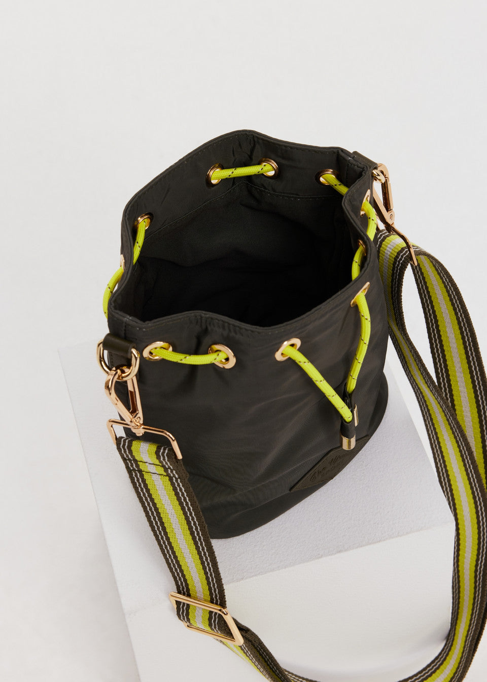 Neon cord detail The Upside Oxford Bucket Bag olive recycled polyester bag