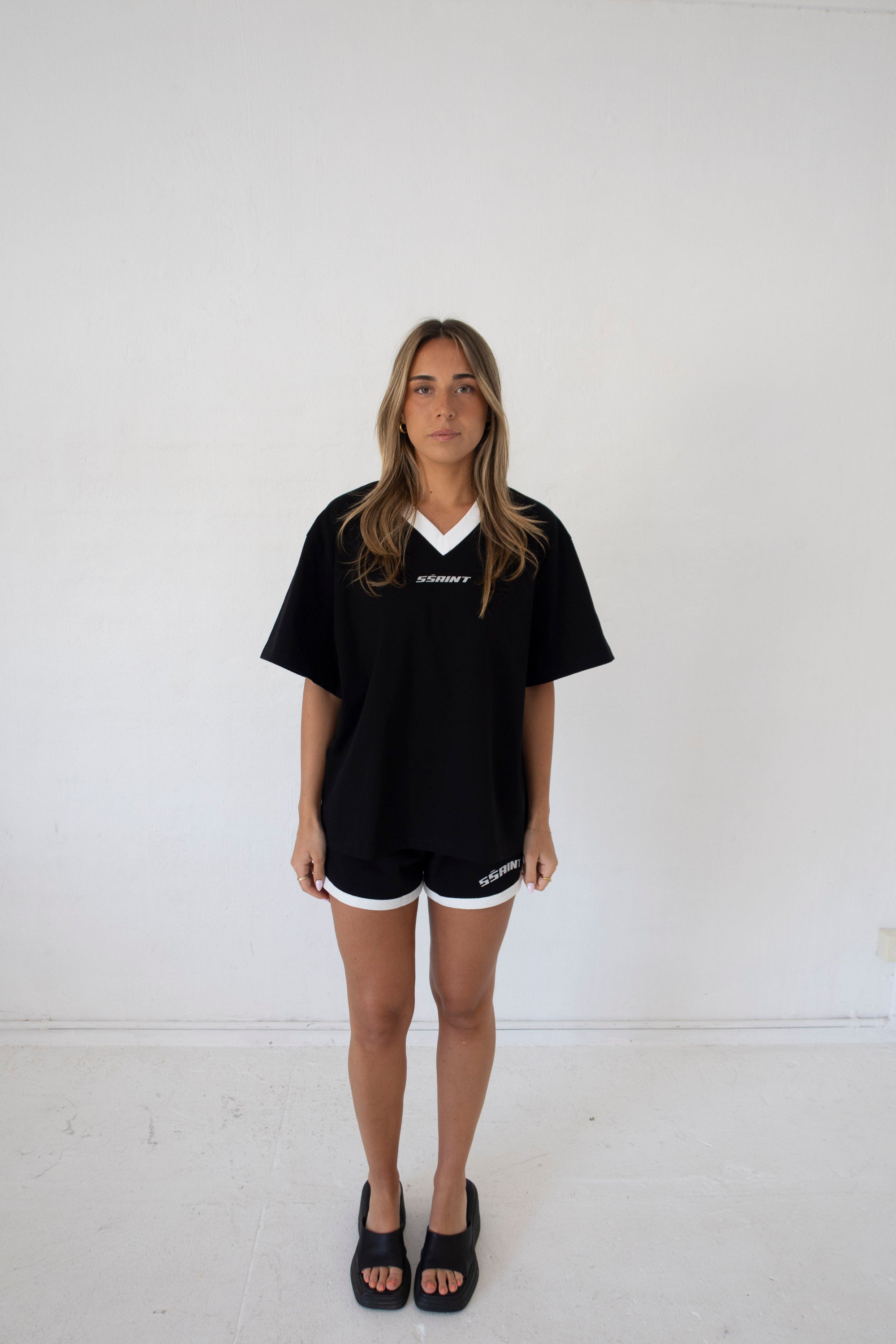 SSAINT REFLECTIVE V NECK TEE BLACK *PRE ORDER**