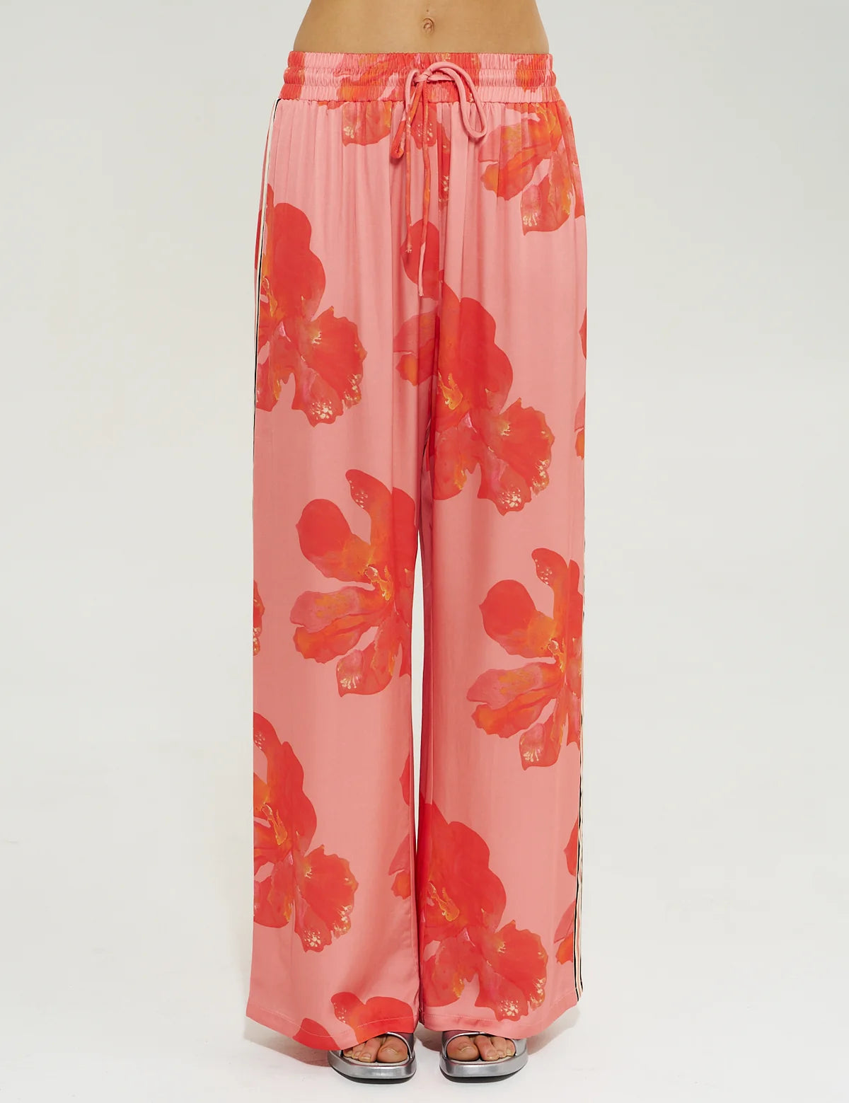 Summi Summi La Vie Wide Leg Pant in Peach Petals with elastic drawstring waistband