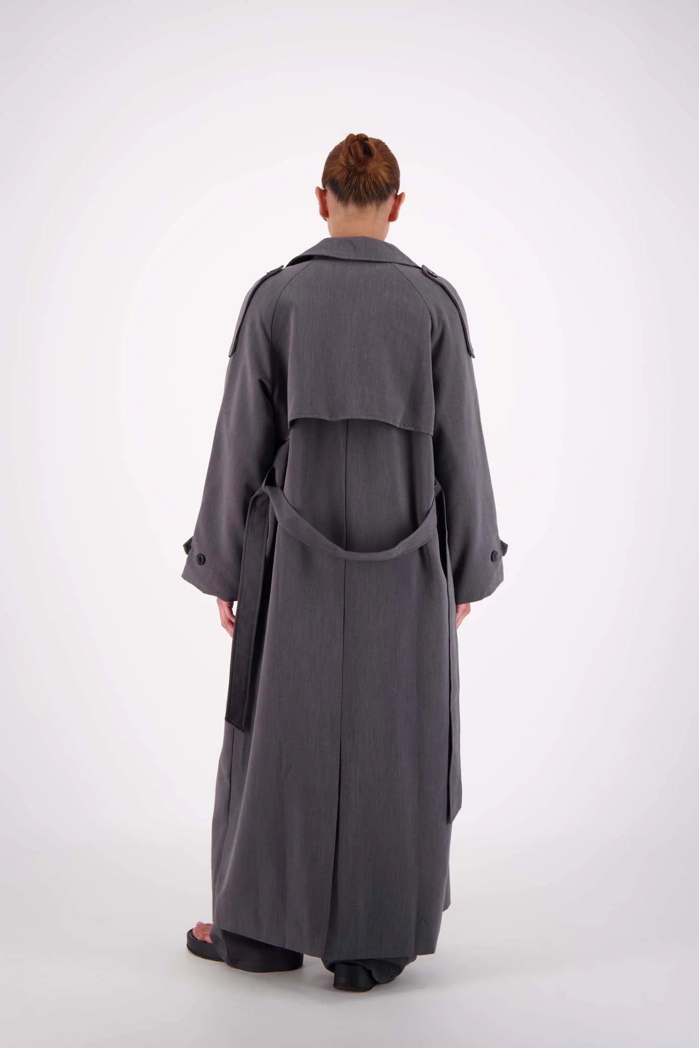 Serena Trench steel grey — relaxed silhouette with waist tie, rear view