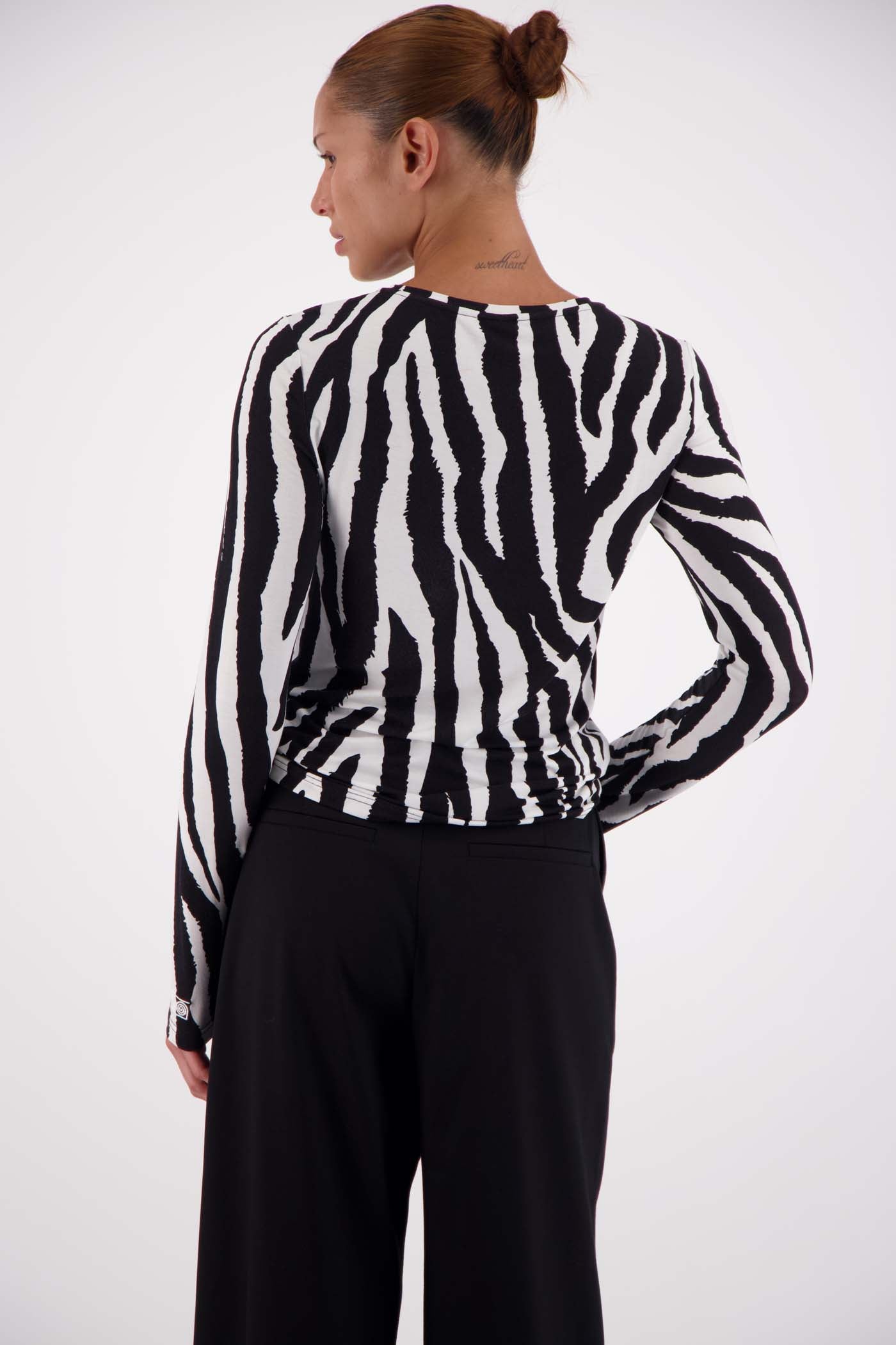 Soho Long Sleeve Top – Zebra | Jasmine Alexa