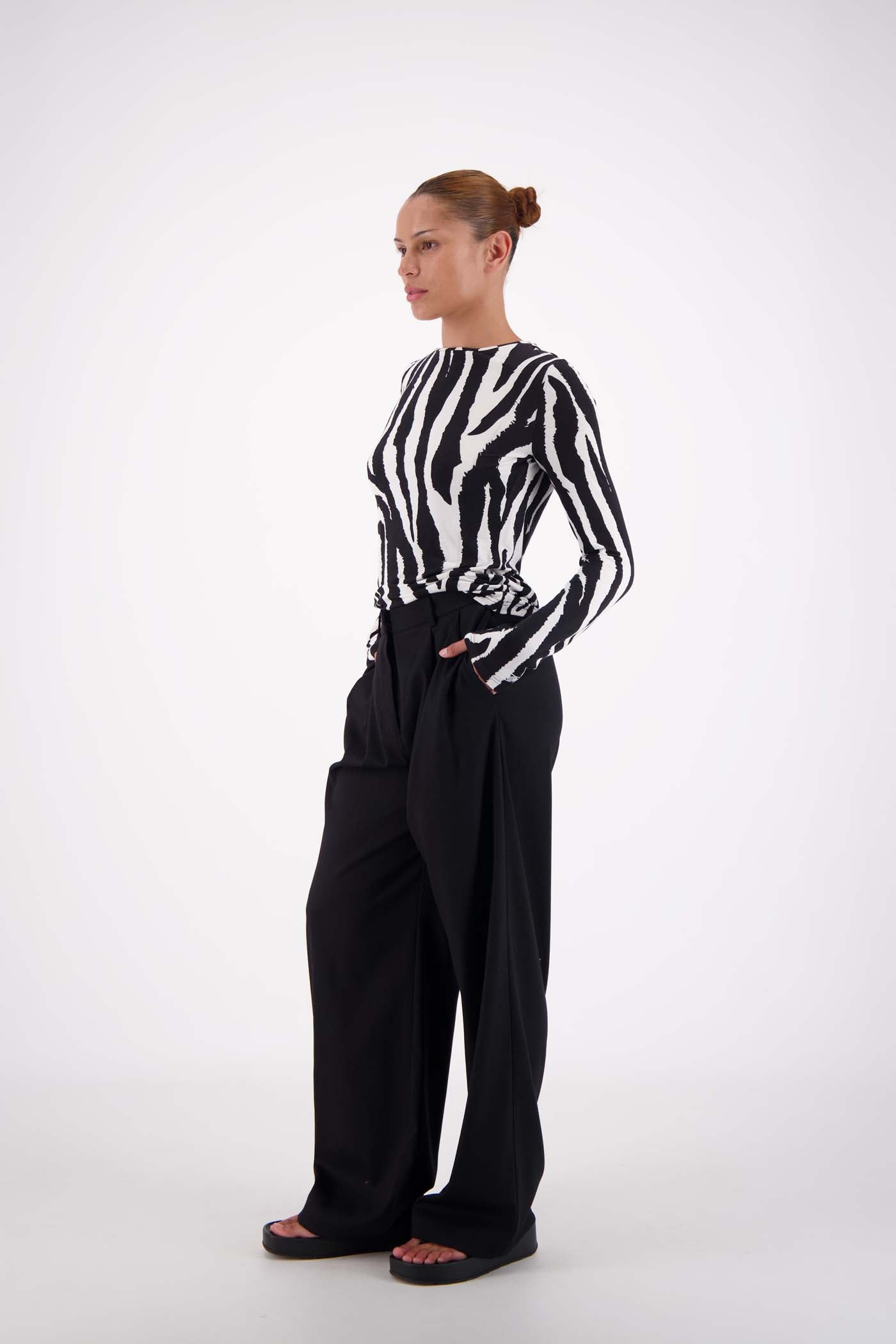 side view of Jasmine Alexa Soho Long Sleeve Zebra Top