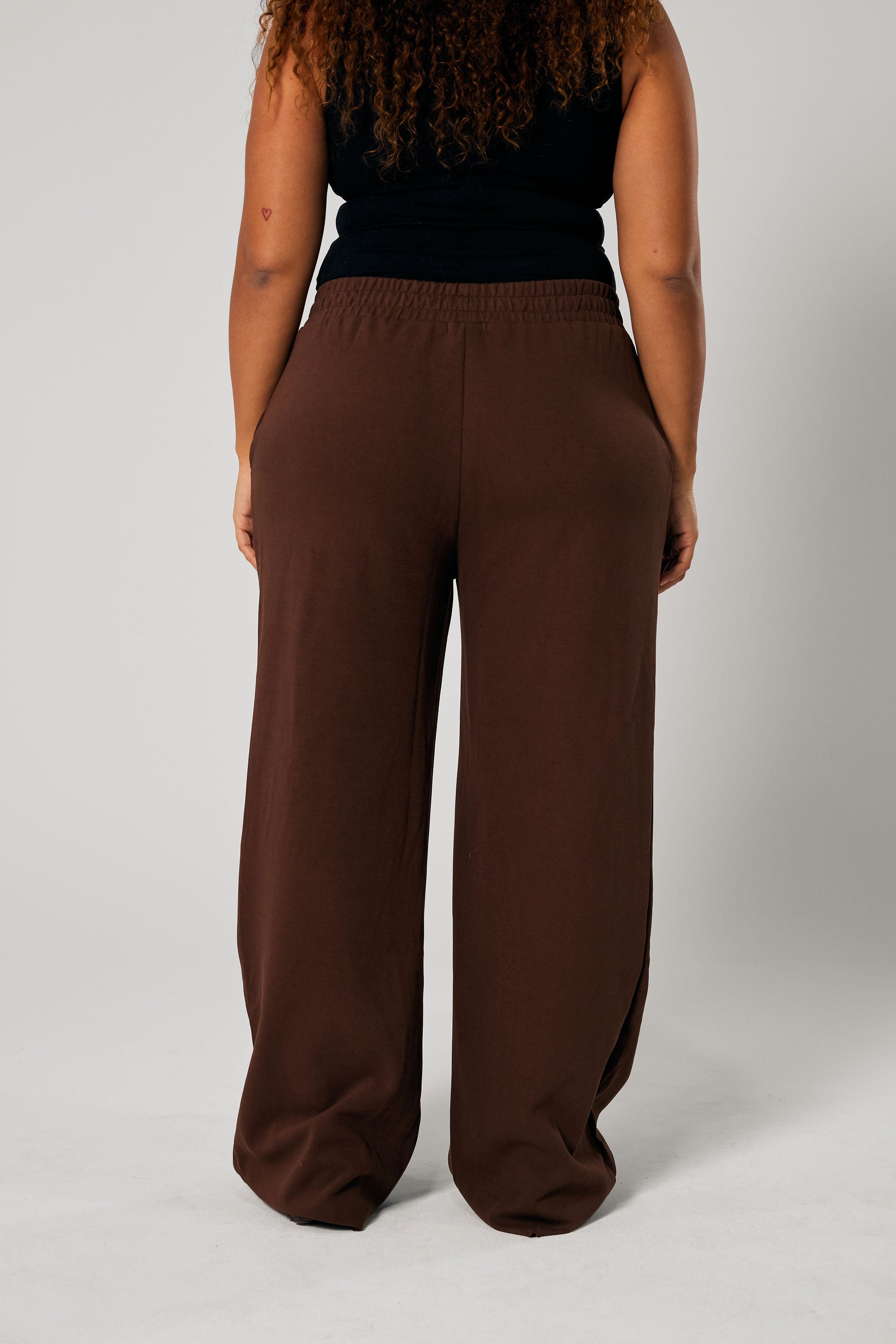 SŚAINT LOUNGE PANTS BROWN