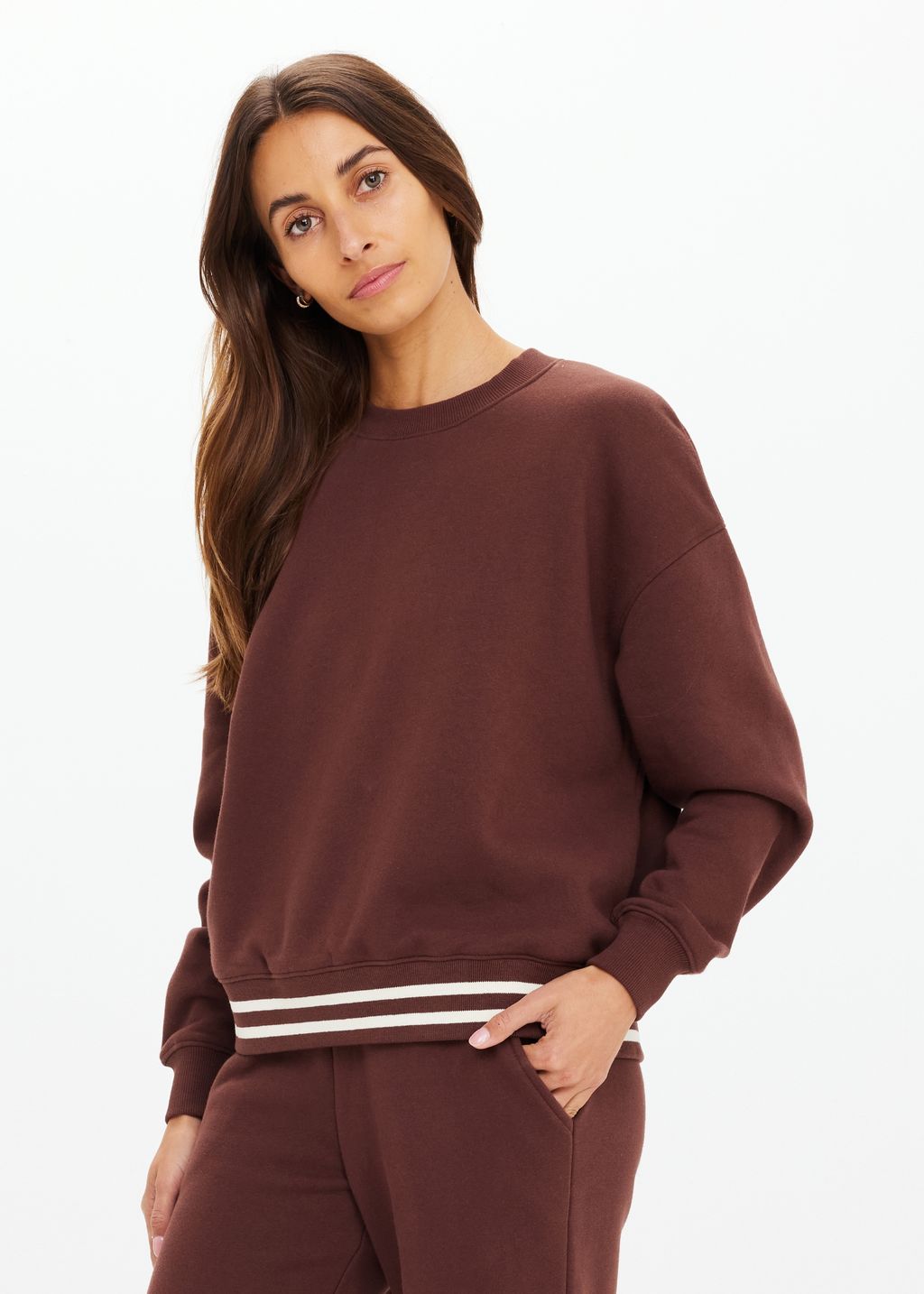 The Upside |TOLUCA LISEL CREW NECK SWEATER COCOA