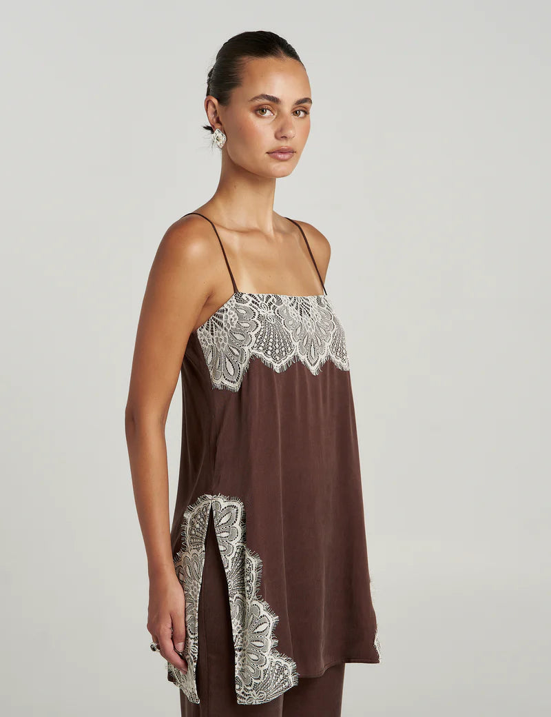 side view Close-up of cream lace trim detail on Summi Summi Florence shift top, Espresso